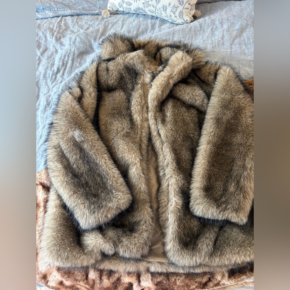 Nordstrom Faux Fur Coat in Gray and Brown